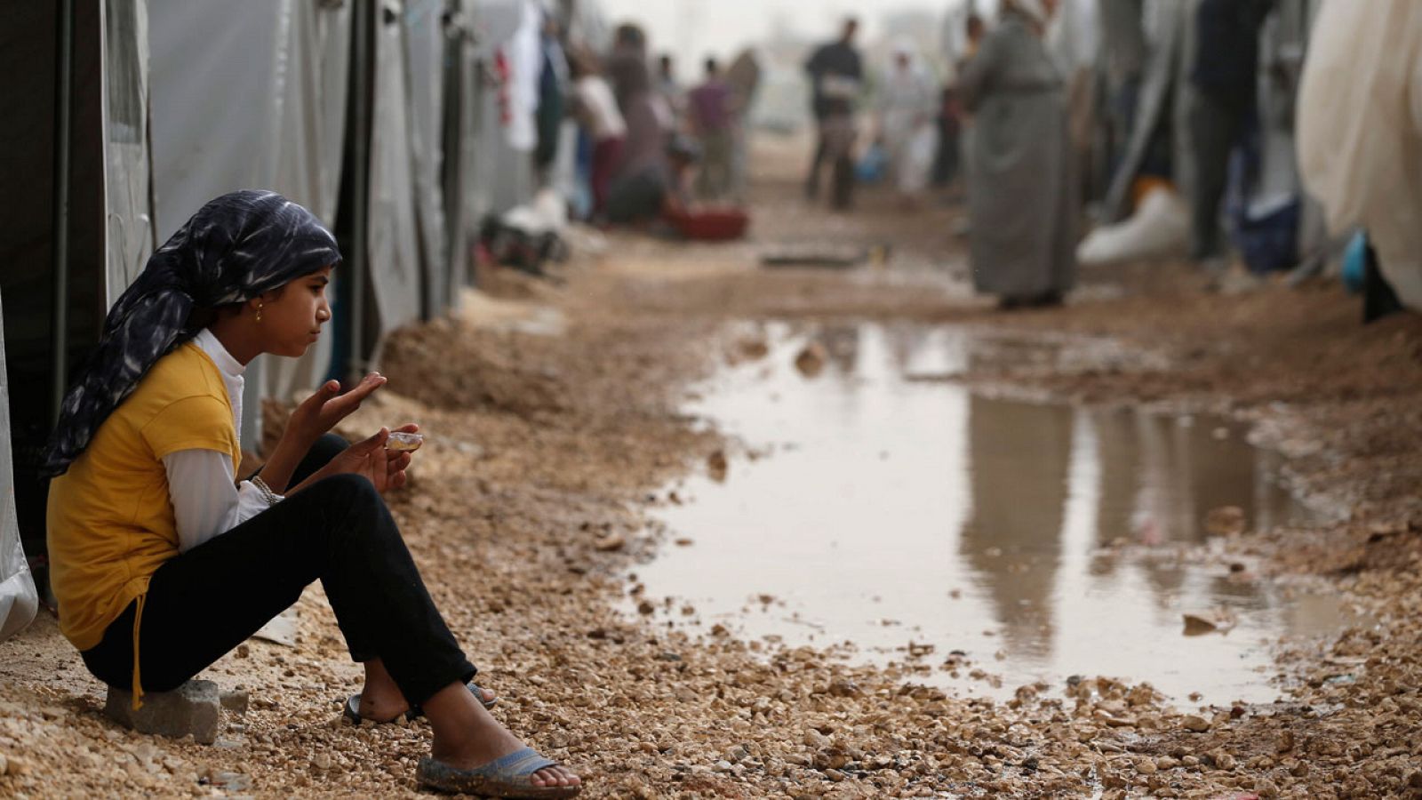 Fotografía de archivo de 2014 de una niña siria en un campo de refugiados de Turquía