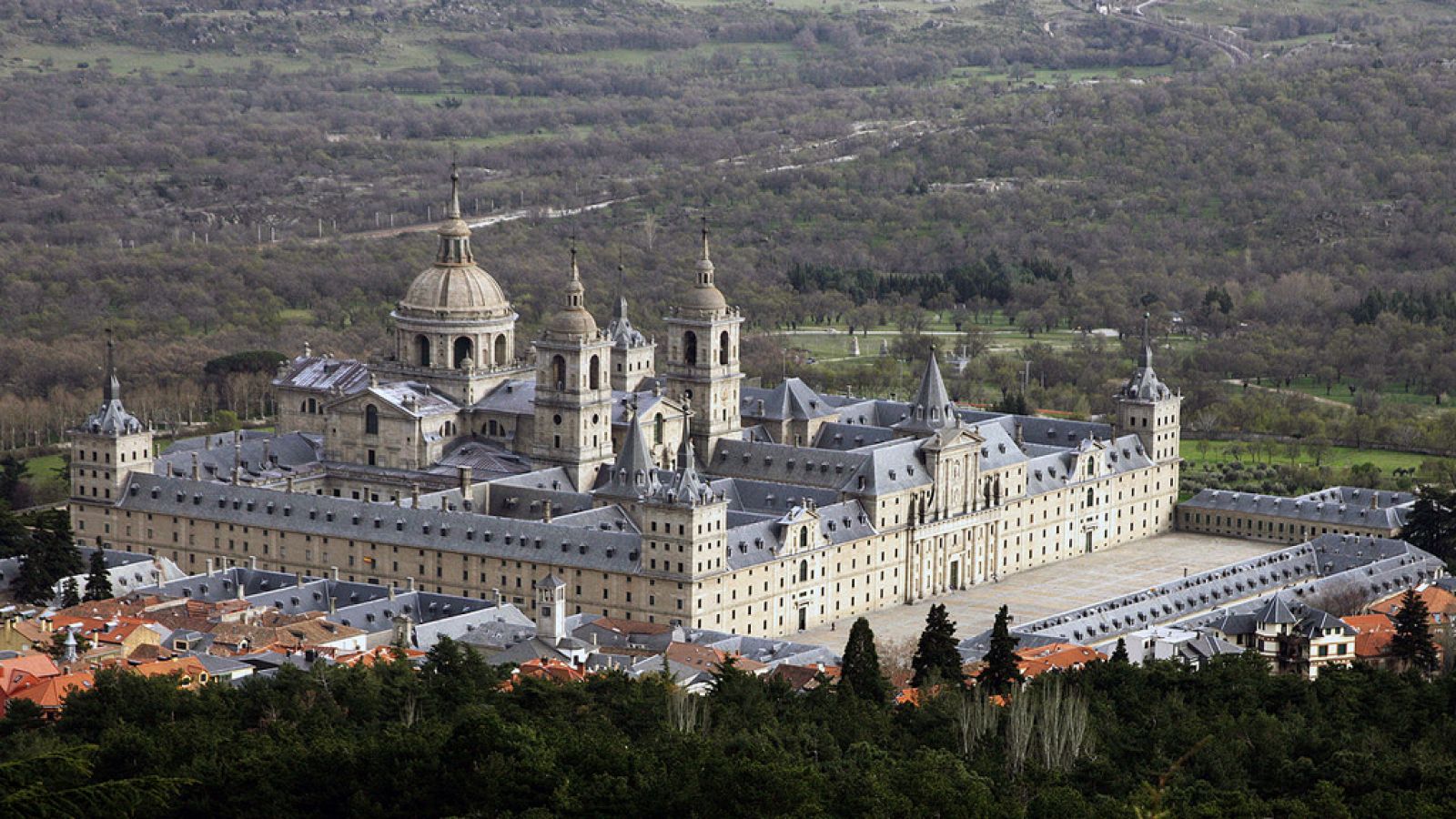 Vista aérea de San Lorenzo de El Escorial.