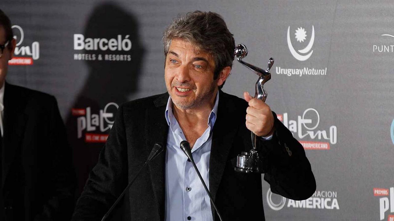 Ricardo Darín recibe el Premio Platino del Público a mejor actor