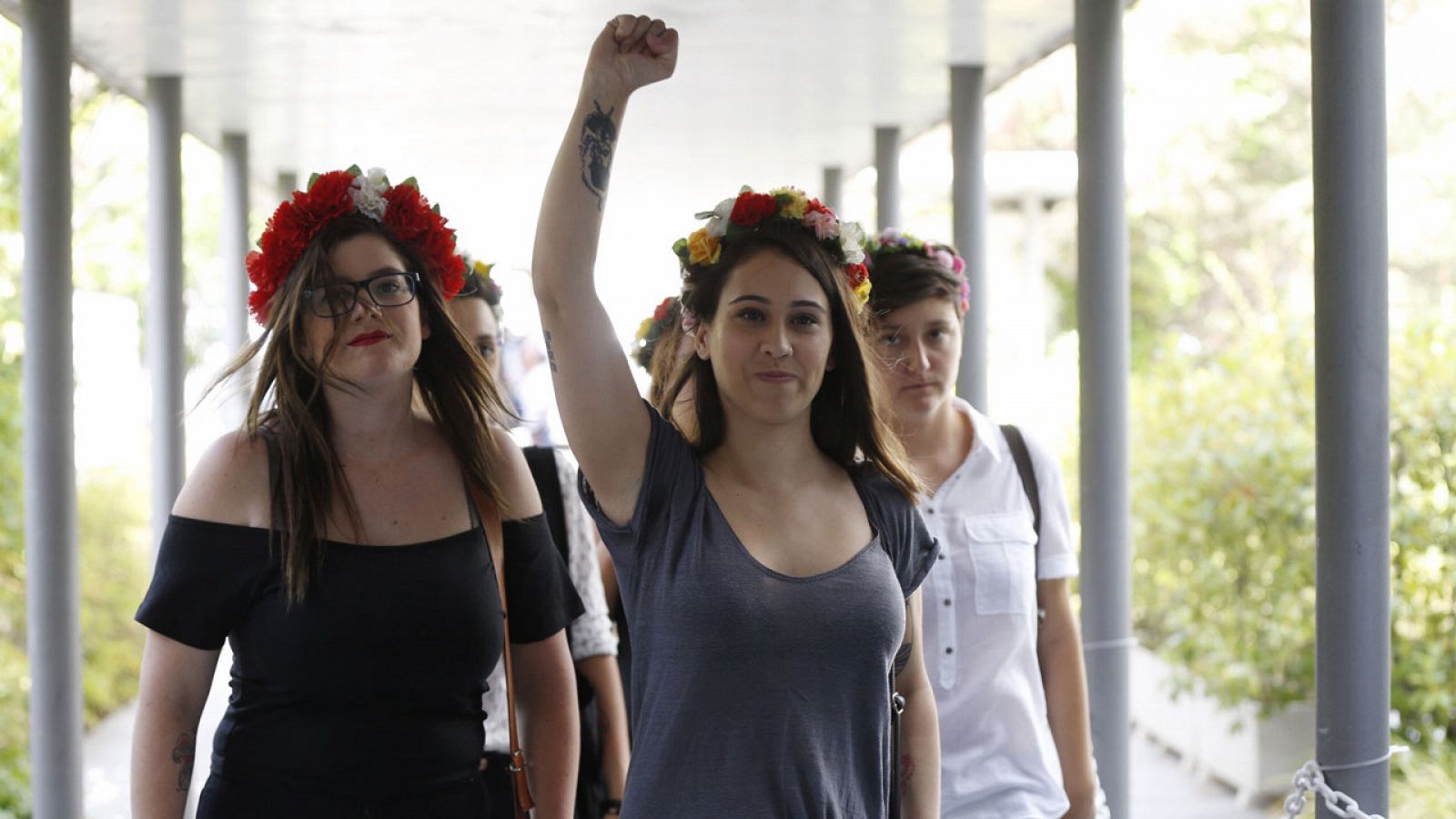 Las cinco activistas de Femen, a su llegada a juicio hace unos días