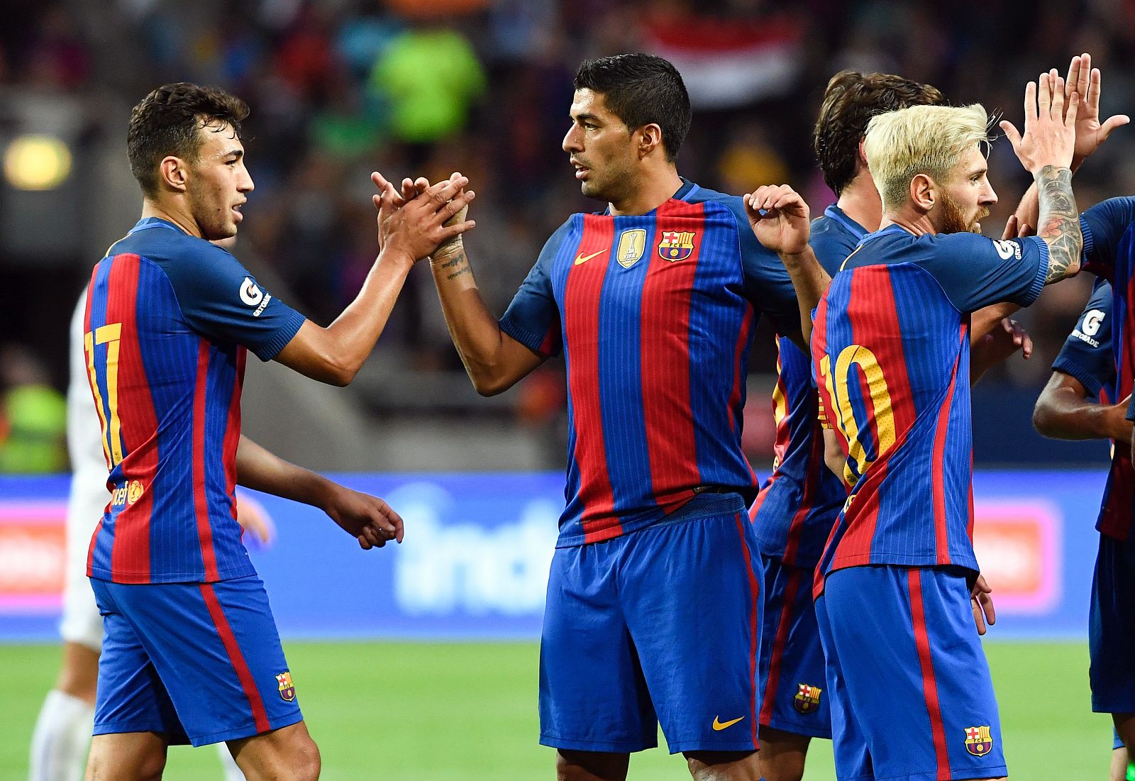 Munir, Luis Suárez y Messi celebran uno de los goles ante el Leicester.