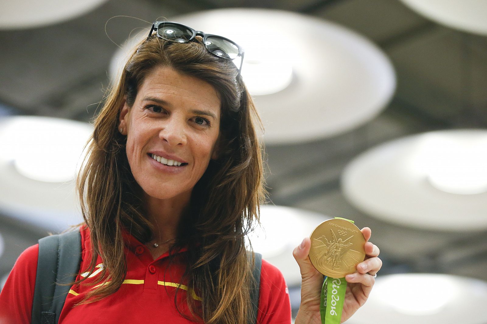 La campeona olímpica en salto de altura Ruth Beitia, a su llegada al Aeropuerto Adolfo Suárez Madrid - Barajas.