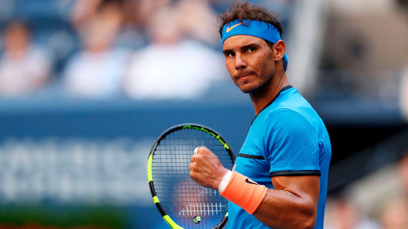 El tenista Rafa Nadal celebra un punto contra Denis Istomin en la primera jornada del US Open.