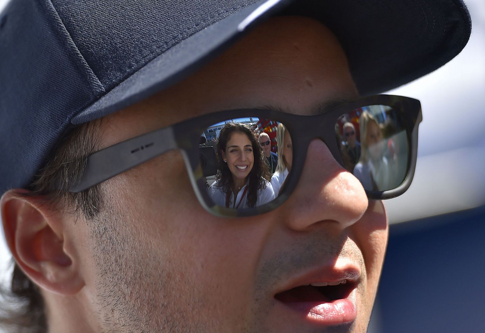 El piloto brasileño Felipe Massa anuncia su retirada