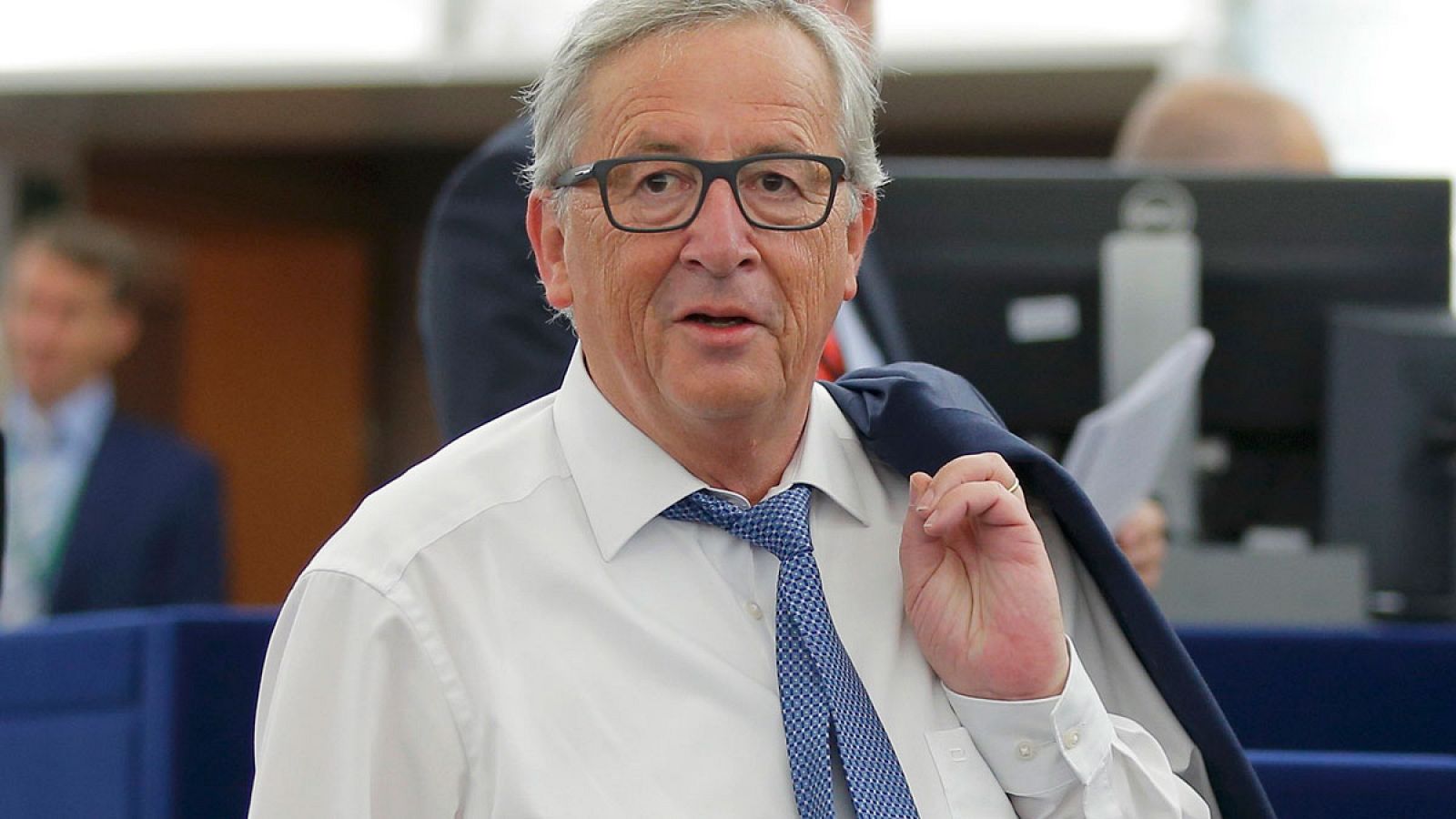 El presidente de la CE, Jean Claude Juncker, llega al Parlamento Europeo