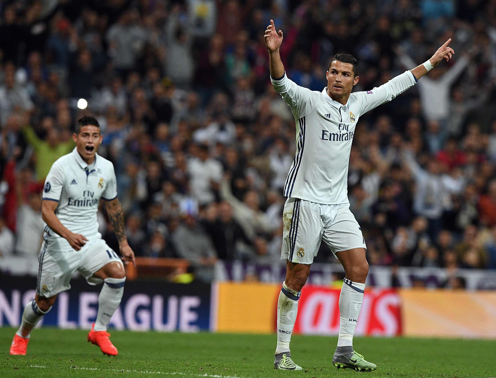Cristiano Ronaldo celebra su golazo de falta que suponía el 1-1 ante el Sporting.