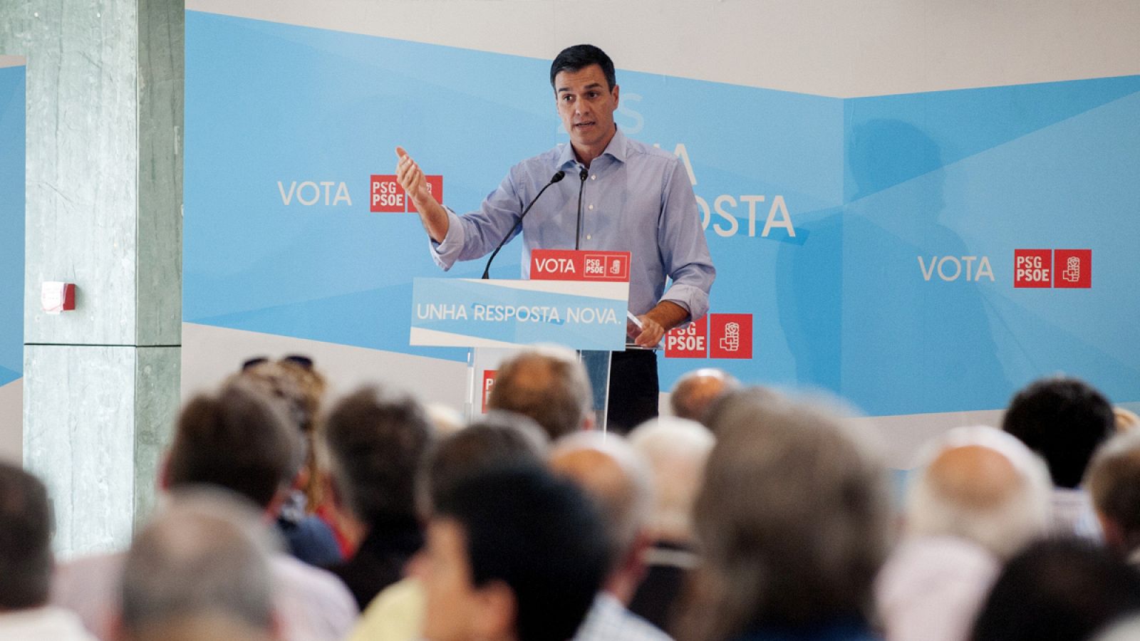 El líder del PSOE, Pedro Sánchez, en un acto electoral en Galicia