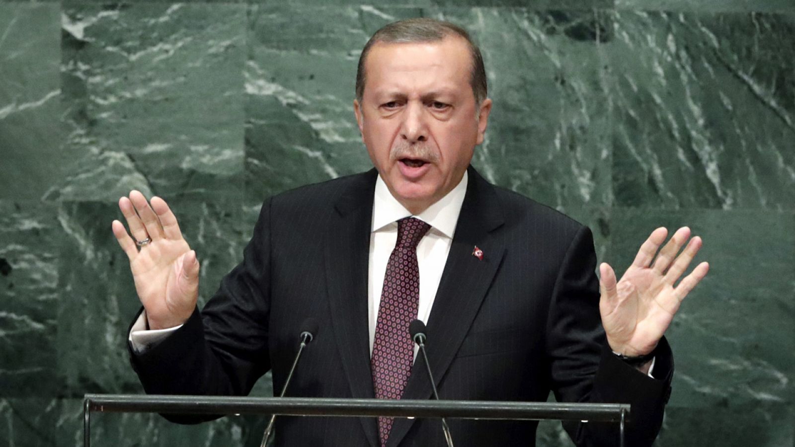 El presidente turco, Recep Tayyip Erdogan, pronuncia su discurso durante el debate del 71 periodo de sesiones de la Asamblea General de Naciones Unidas