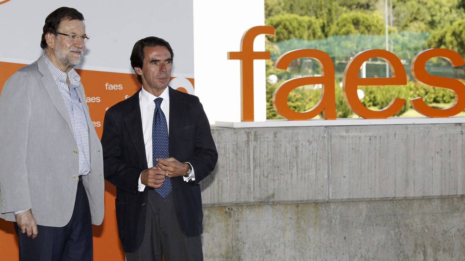 Aznar y Rajoy, en un acto de la Fundación de Análisis y Estudios Sociales (FAES).