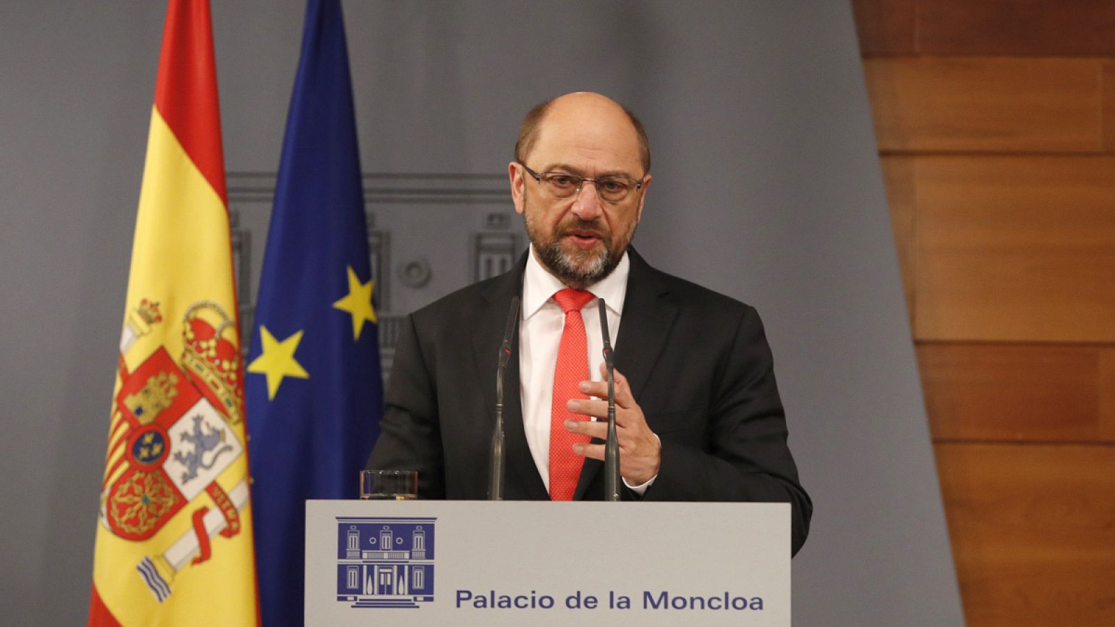 El presidente del Parlamento Europeo, Martin Schulz, durante la rueda de prensa ofrecida en el Palacio de la Moncloa