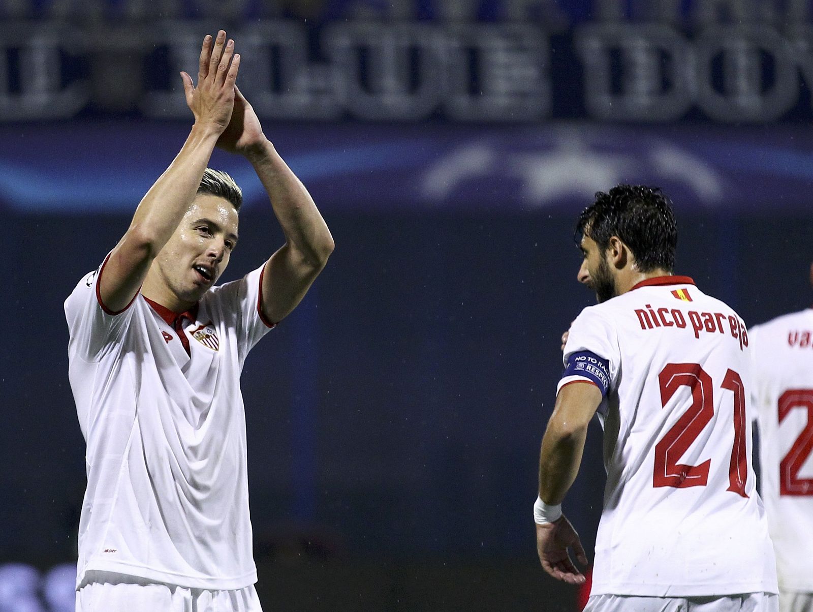 El francés Nasri celebra el gol del Sevilla en Zagreb.