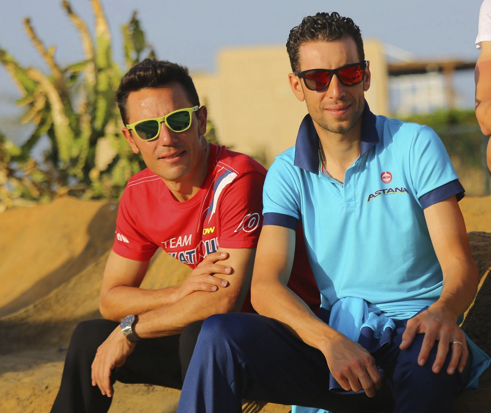 'Purito' (izquierda) junto a Nibali antes de una carrera el año pasado.