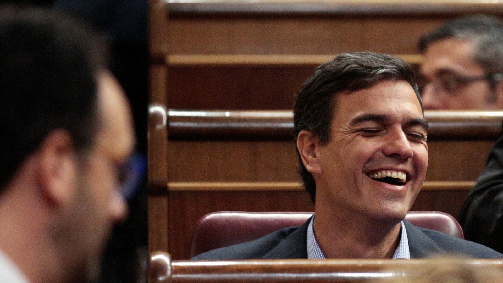 El exsecretario general del PSOE, Pedro Sánchez, durante el discurso de Antonio Hernando en el debate de investidura de Rajoy