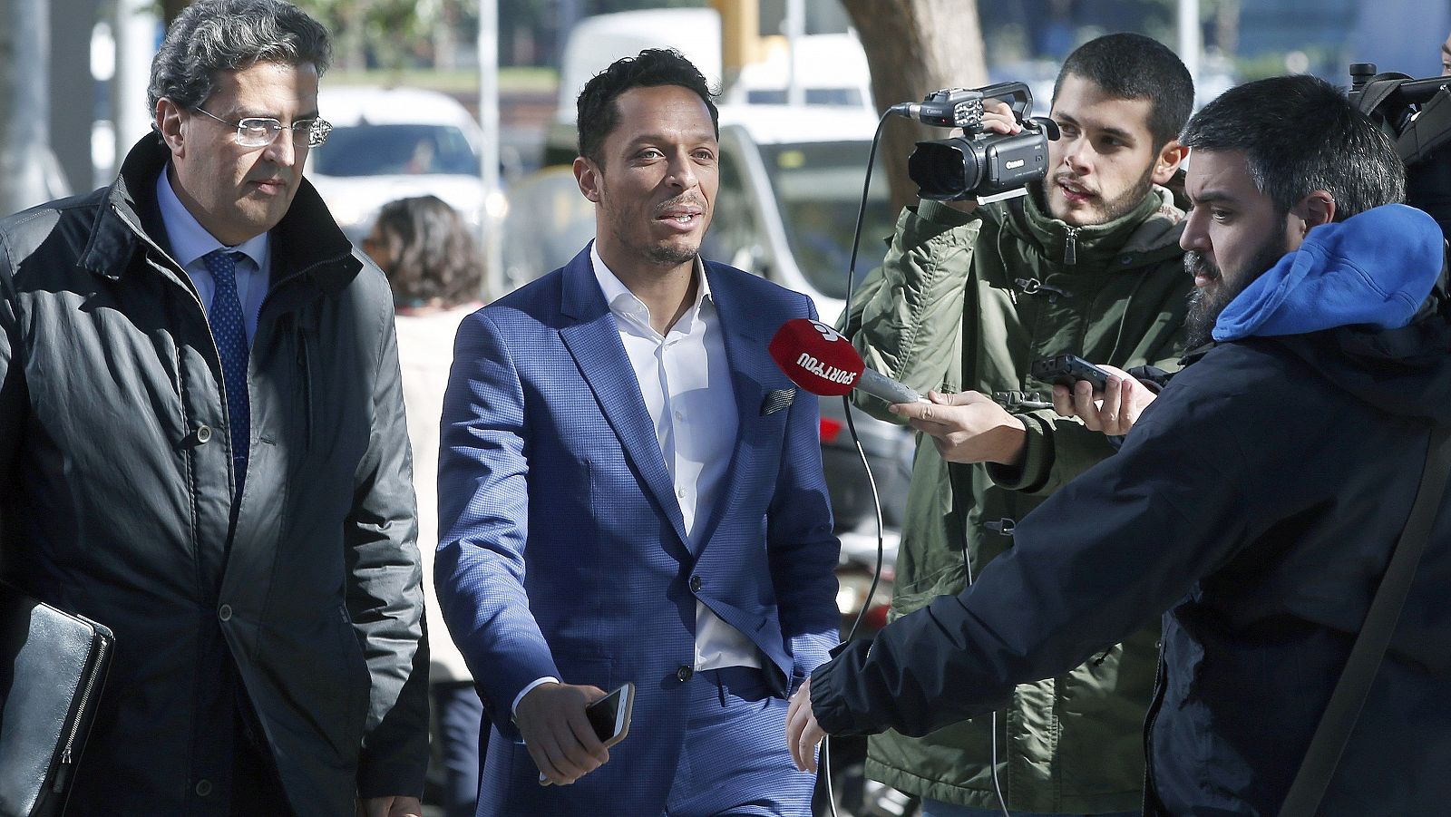Adriano Correia, a la salida de los juzgados de Barcelona.