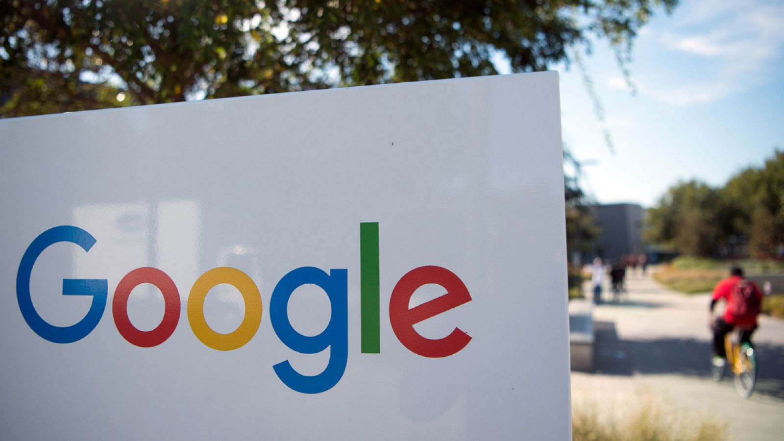 Google ha recibido acusaciones por búsquedas relacionadas con Donald Trump y el apoyo popular.