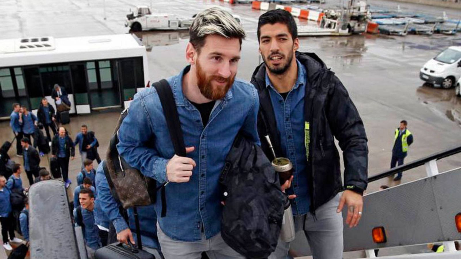 Messi y Suárez viajan a Glasgow