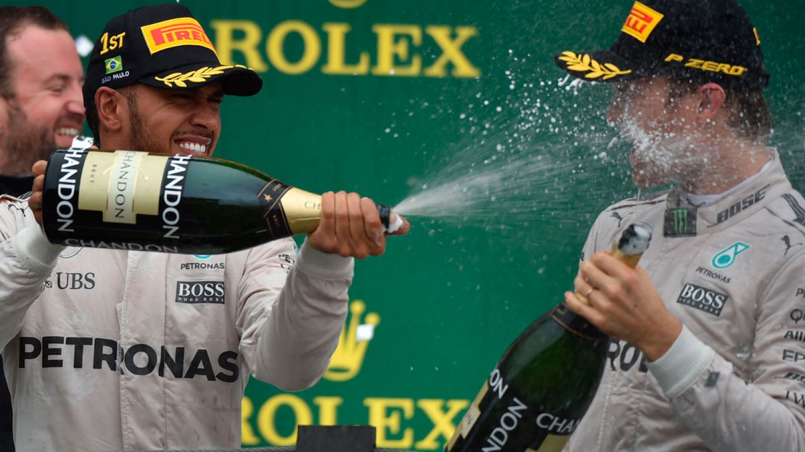 El título de F1 se decide entre Rosberg y Hamilton