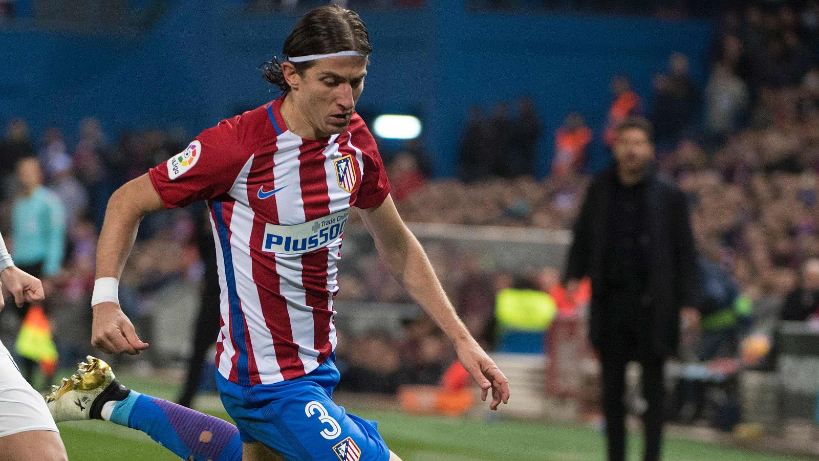 El Atlético de Madrid confirma que Filipe Luis sufre una contractura