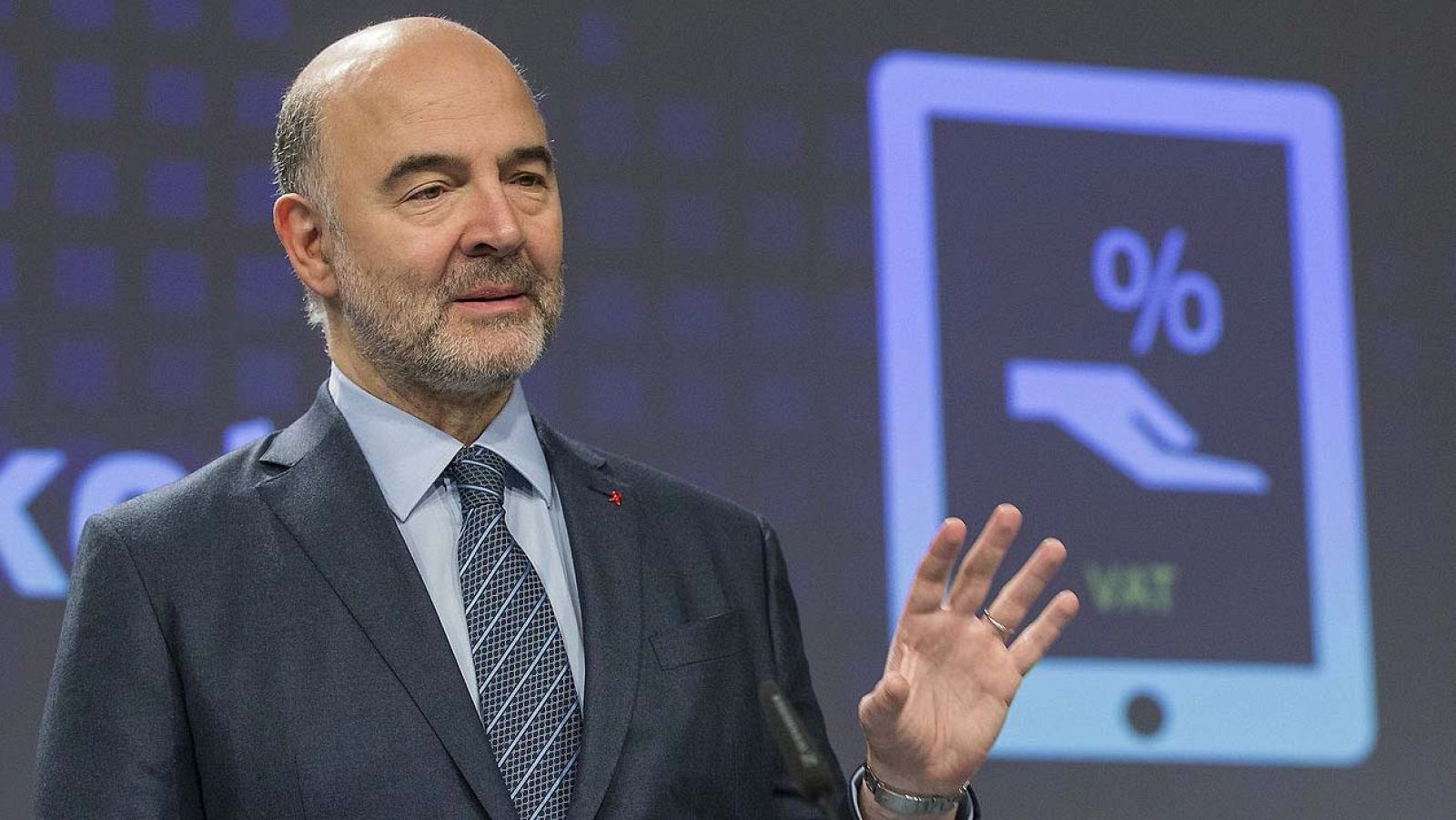 El comisario europeo de Asuntos Económicos, Pierre Moscovici, en una imagen de archivo. EFE/STEPHANIE LECOCQ