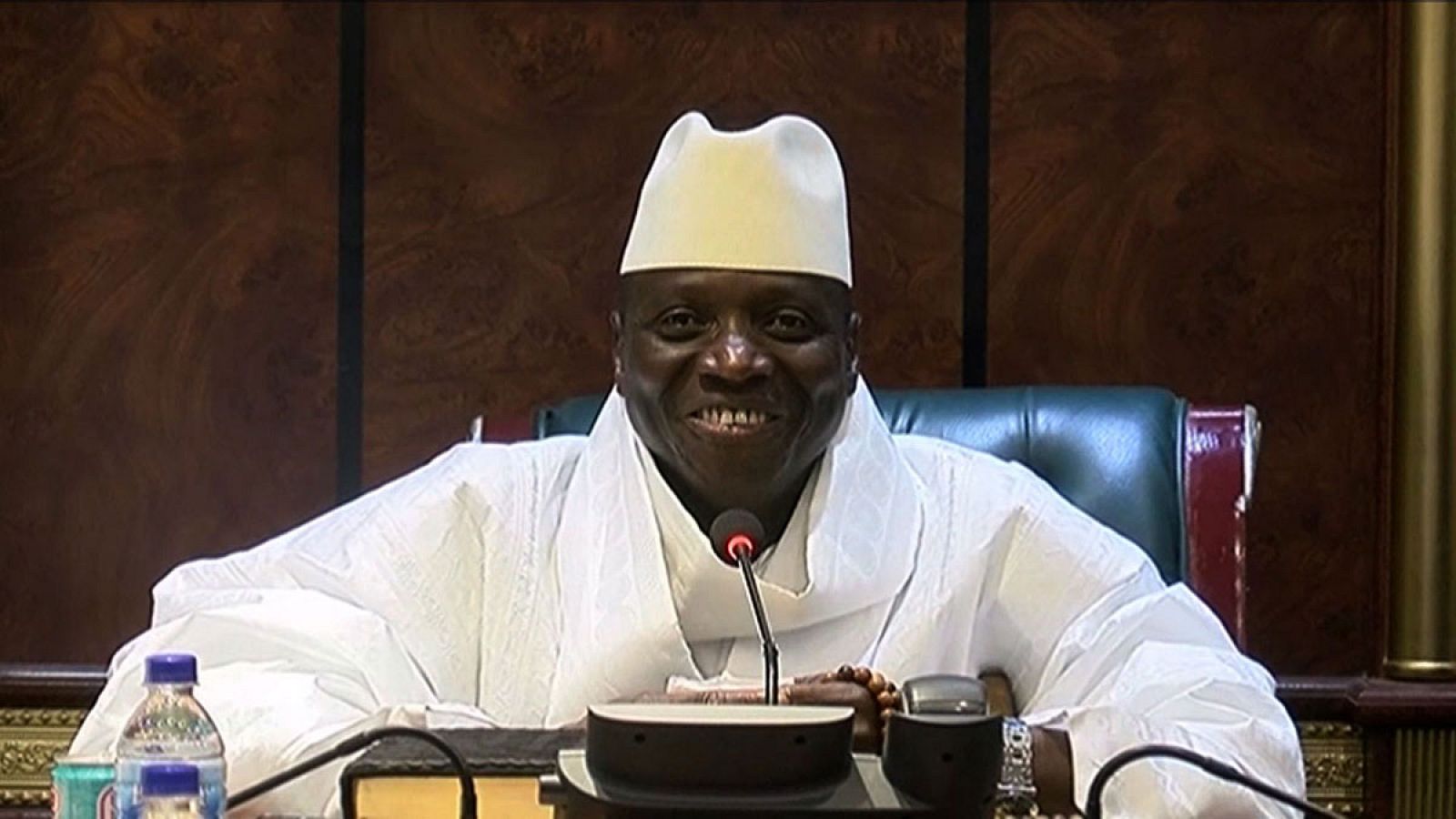 El presidente saliente de Gambia, Yahya Jammeh, durante una rueda de prensa el pasado 3 de diciembre.