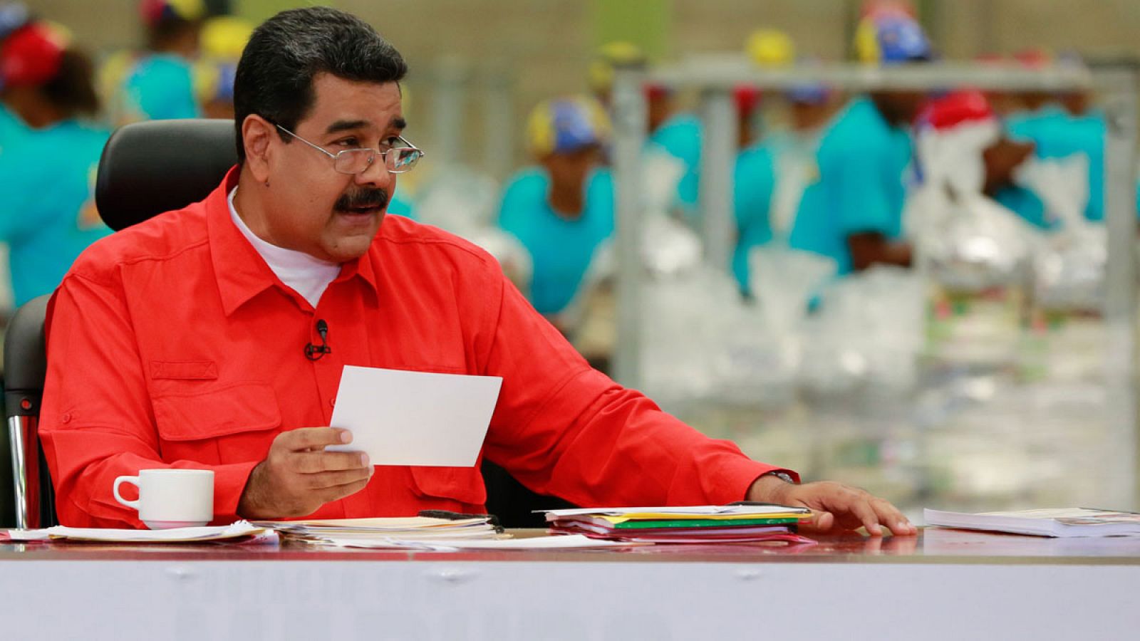 El presidente de Venezuela, Nicolás Maduro, durante la emisión de su programa semanal en la televisión estatal.