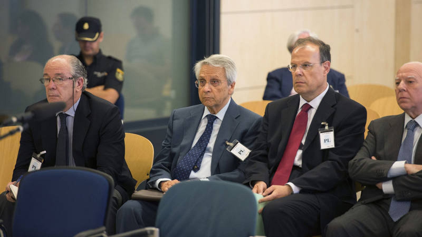 Los exdirectivos de NCG Banco, Gregorio Gorriarán, Julio Fernández Gayoso, José Luis Pego y Óscar Rodríguez Estrada durante el juicio contra ellos en la Audiencia Nacional en 2015.