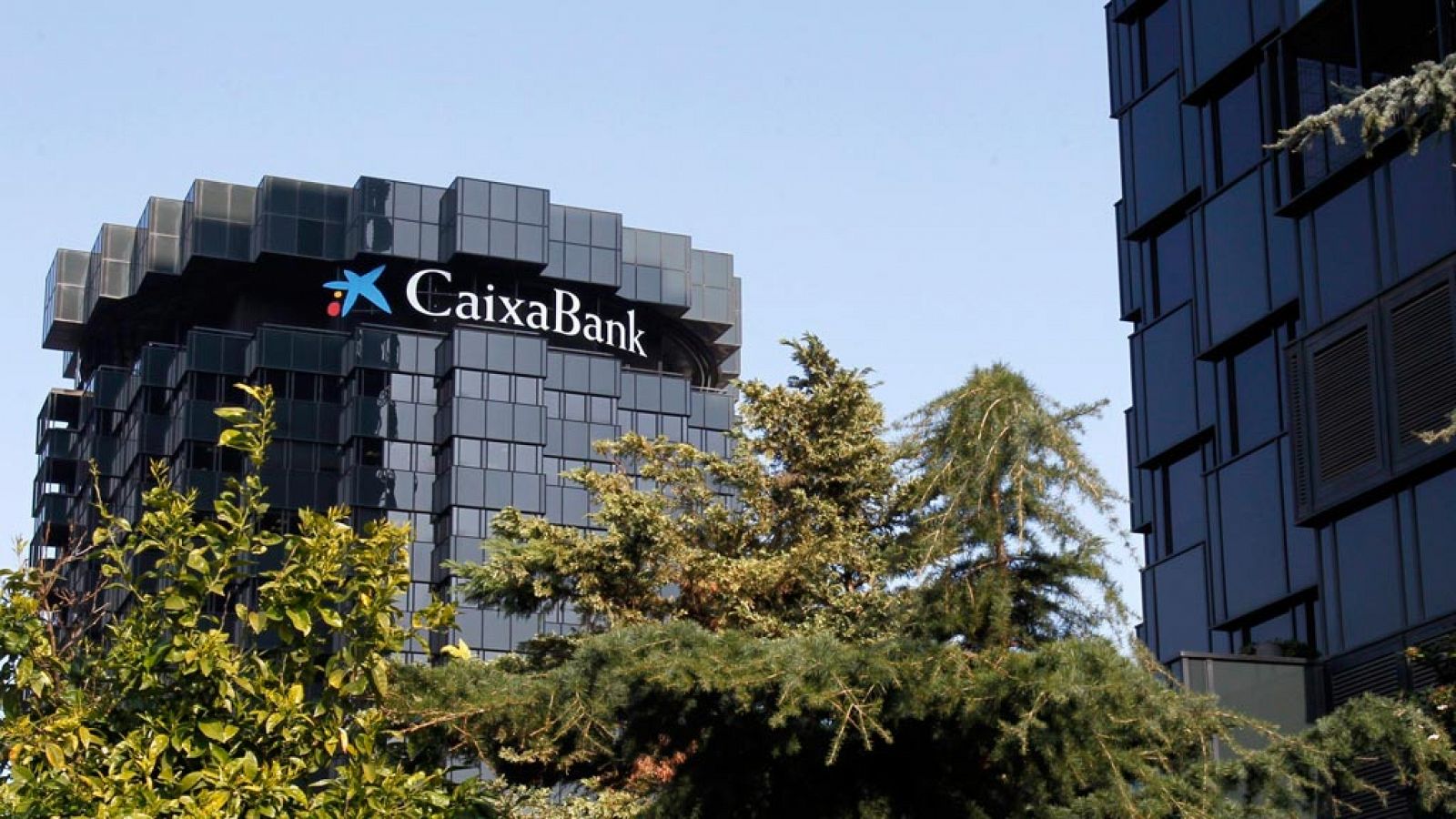 Imagen de archivo de la sede de Caixabank en Barcelona