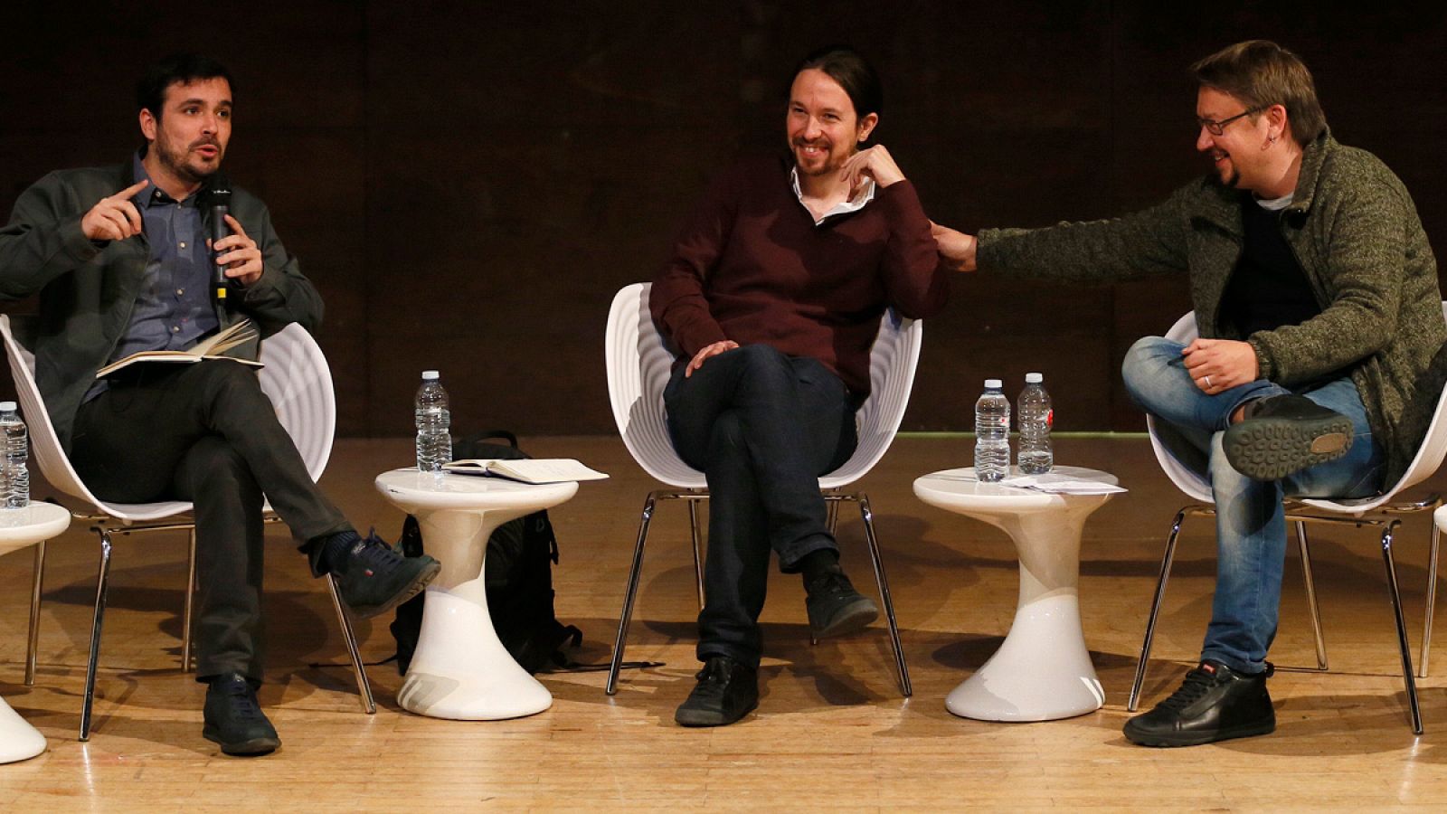 Pablo Iglesias, Alberto Garzón y Xavier Domènech, en un foro en la Universidad Complutense en Madrid