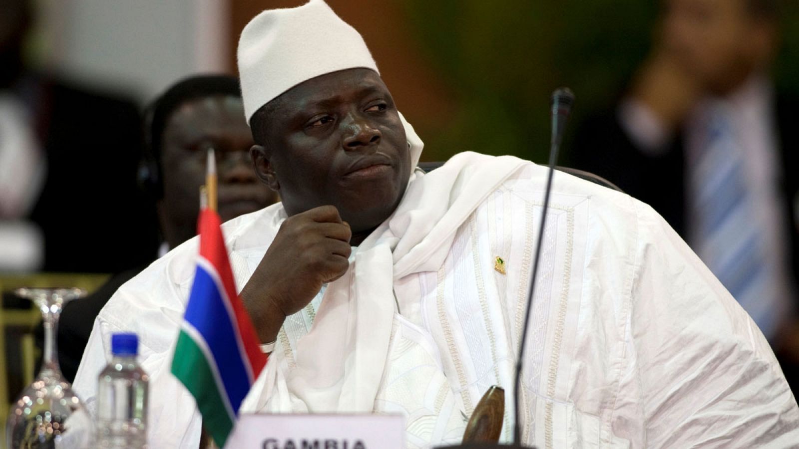 Imagen de archivo del expresidente de Gambia, Yahya Jammeh, asistiendo a la sesión plenaria de la Cumbre África-América del Sur en Isla de Margarita (Venezuela) el 27 de septiembre de 2009.