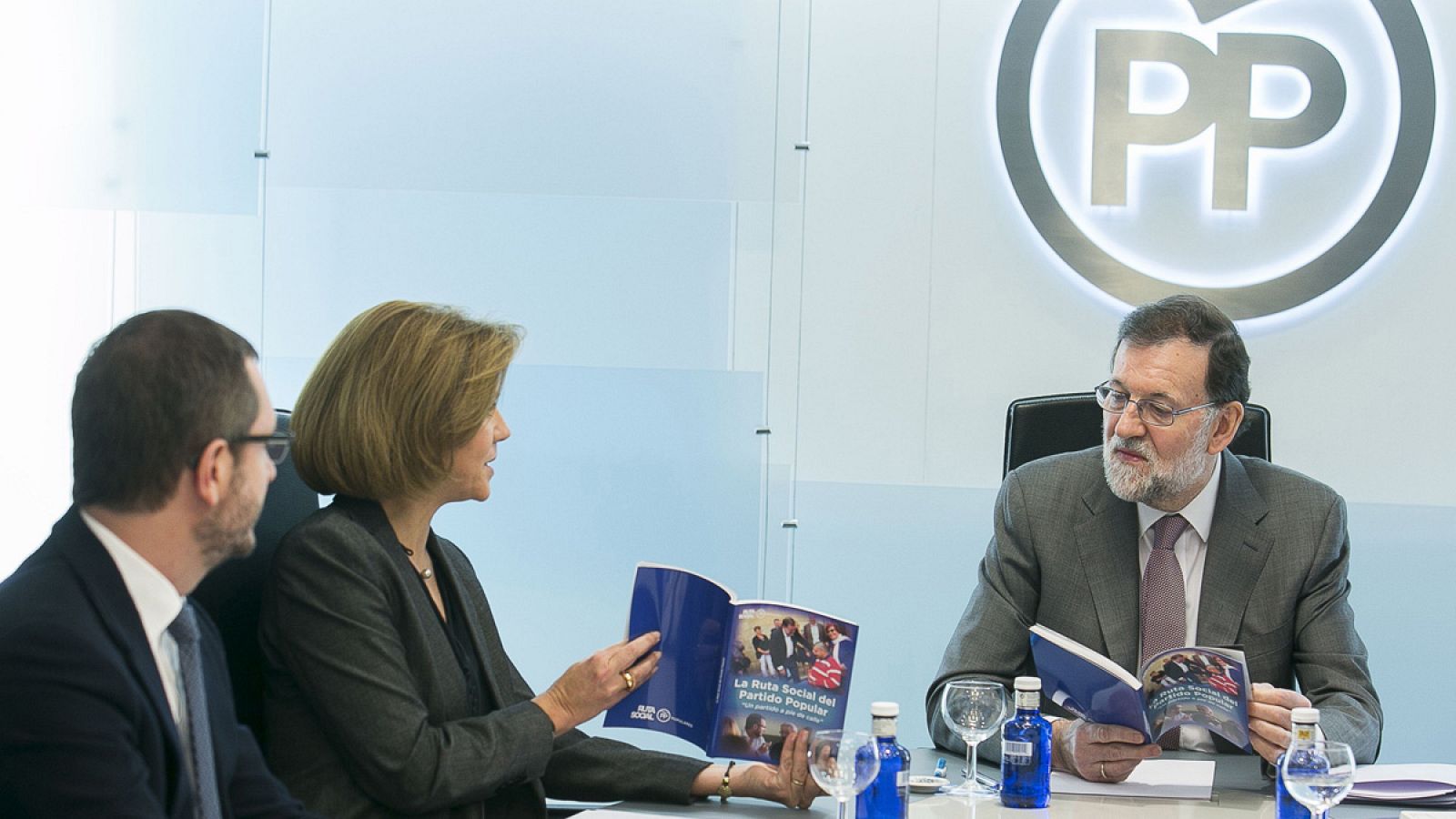 Mariano Rajoy, María Dolores de Cospedal y Javier Maroto durante la reunión del Comite de Dirección del Partido Popular