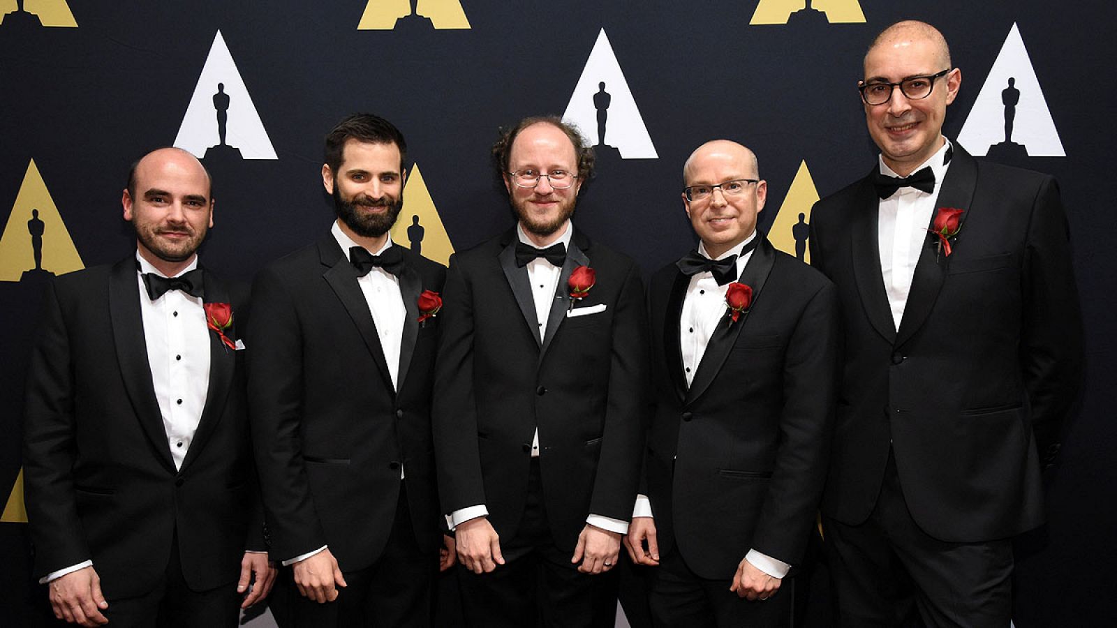Marcos Fajardo (el primero por la derecha), junto a Alan King, Thiago Ize, Christopher Kulla, Clifford Stein en la entrega de los premios técnicos de la Academia de Hollywood