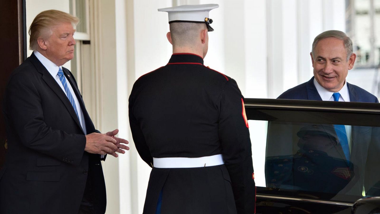 Donald Trump despide a Benjamin Netanyahu tras su visita a la Casa Blanca