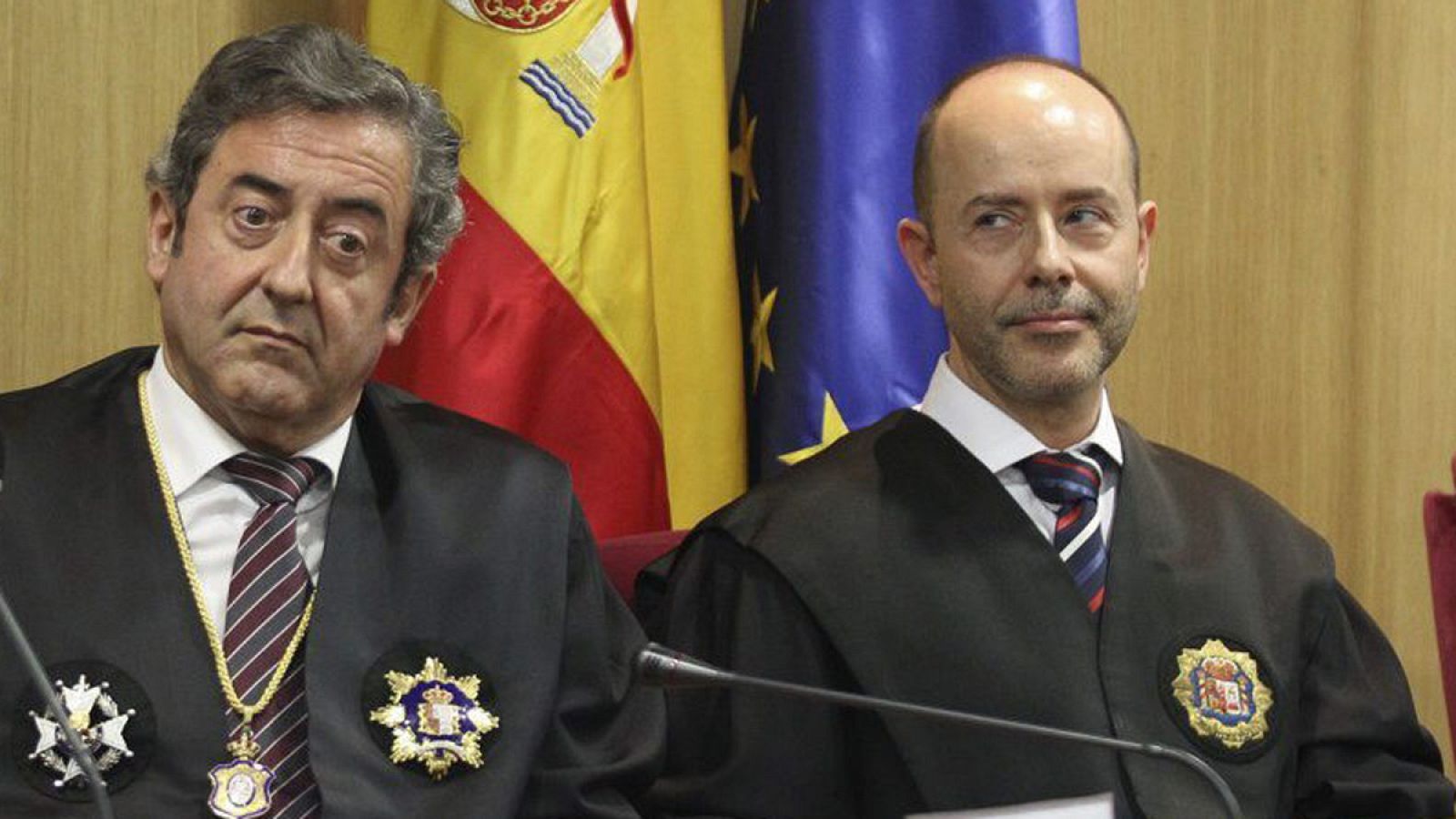 Jesús Alonso (a la derecha) junto al fiscal jefe de la Audiencia Nacional, Javier Zaragoza
