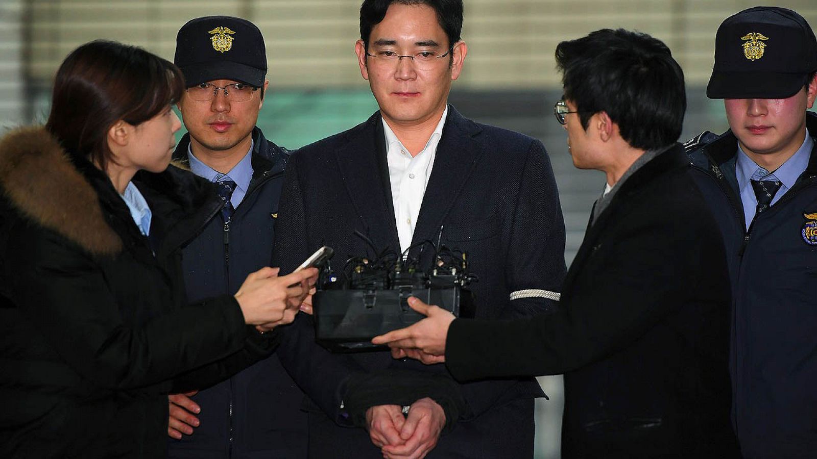 Imagen de archivo (22 de febrero de 2017) del vicepresidente y heredero de Samsung, Lee Jae-Yong, detenido por supuesto soborno
