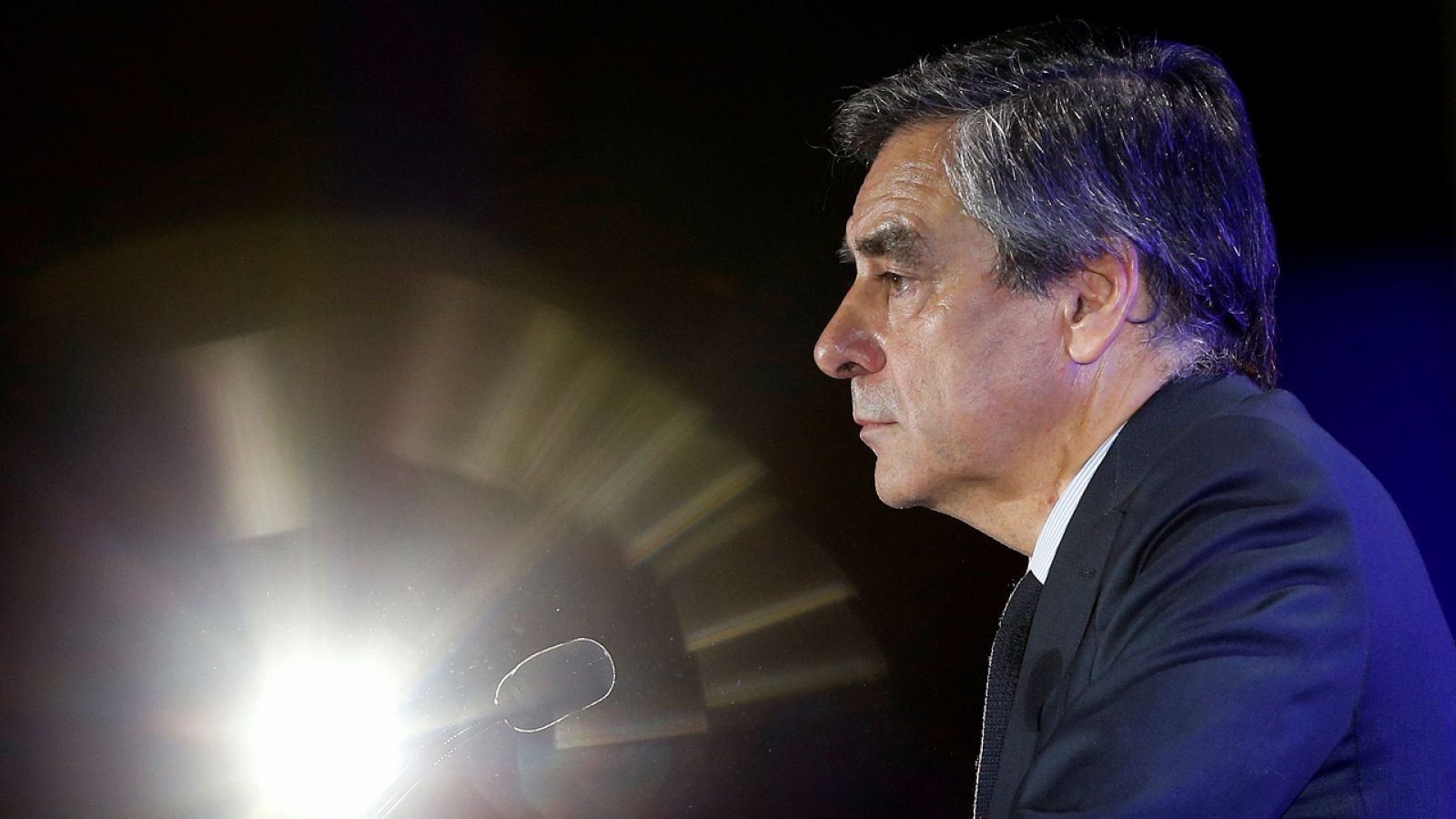 El candidato de Los Republicanos a la presidencia francesa, Francois Fillon, en un acto en Nimes.