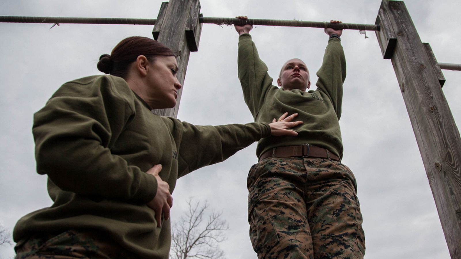 Mujeres del cuerpo de Marines estadounidense durante una jornada de entrenamiento en Quantico, Virginia, EE.UU.