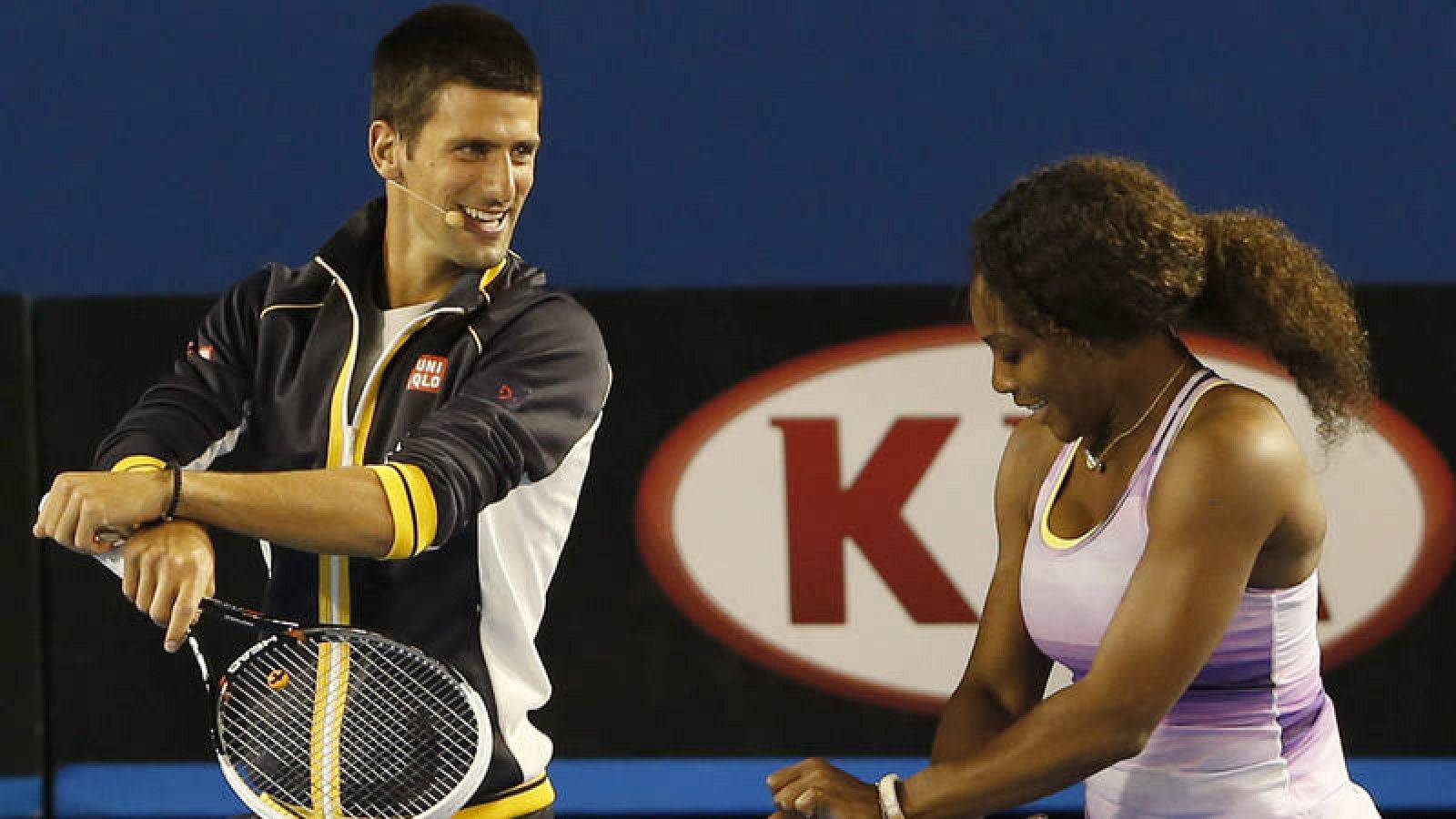 Novak Djokovic y Serena Williams se cruzaron en una polémica salarial
