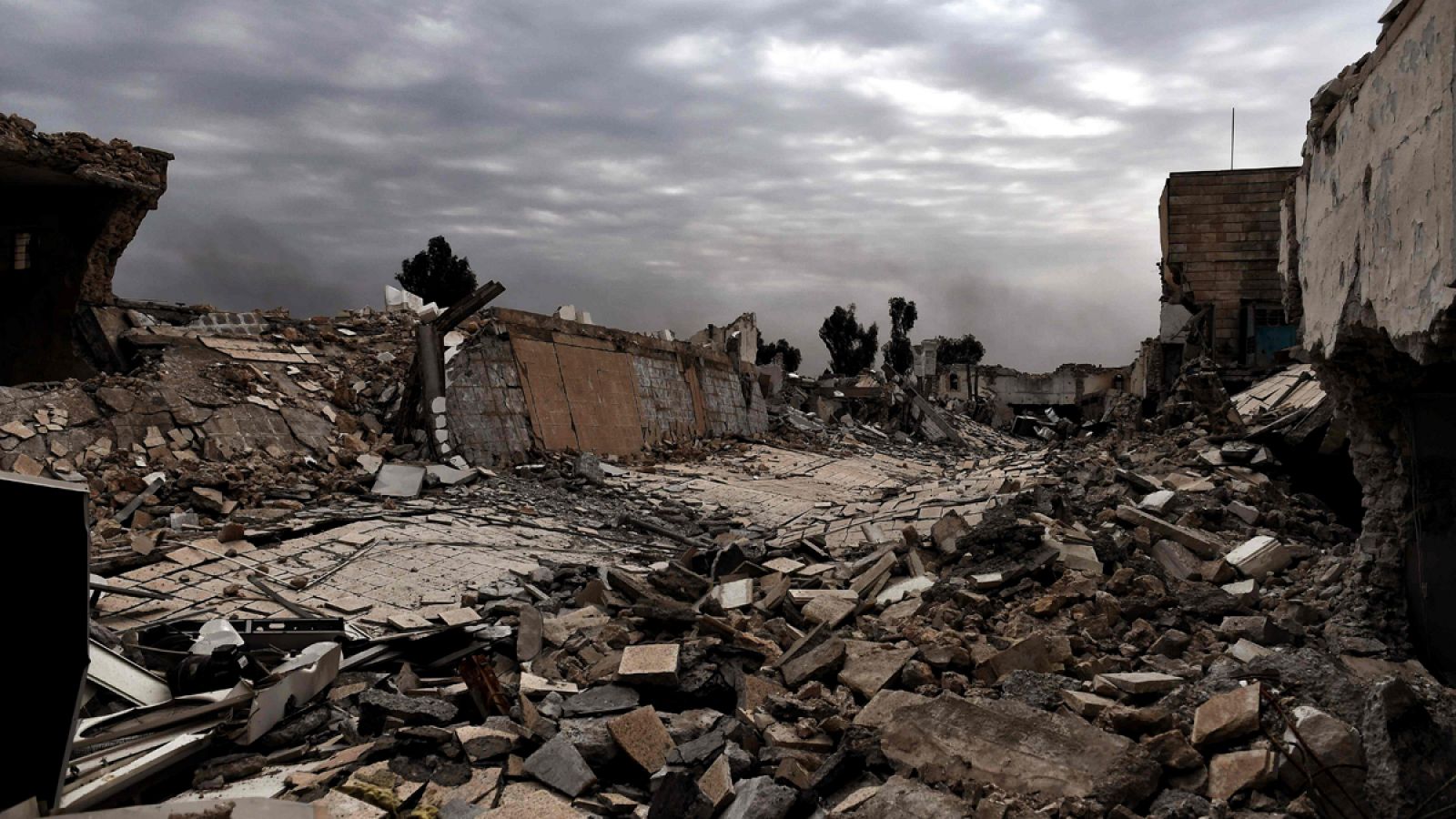 Edificios destruidos al oeste de Mosul