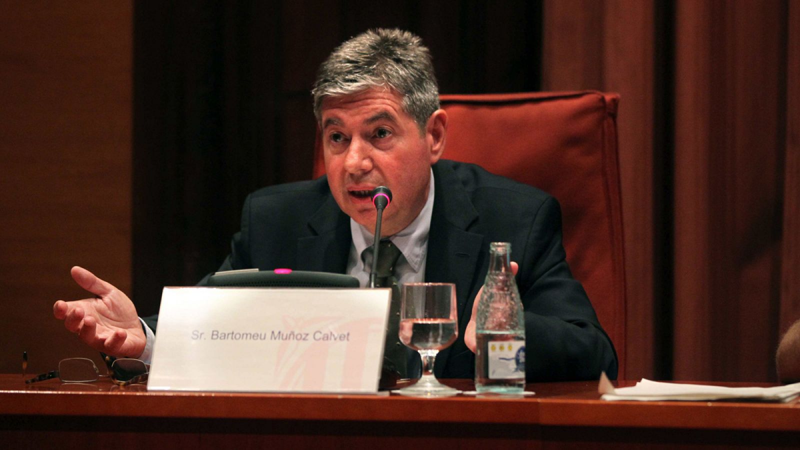 Bartomeu Muñoz, compareciendo en el Parlament catalán, en una imagen de 2015.