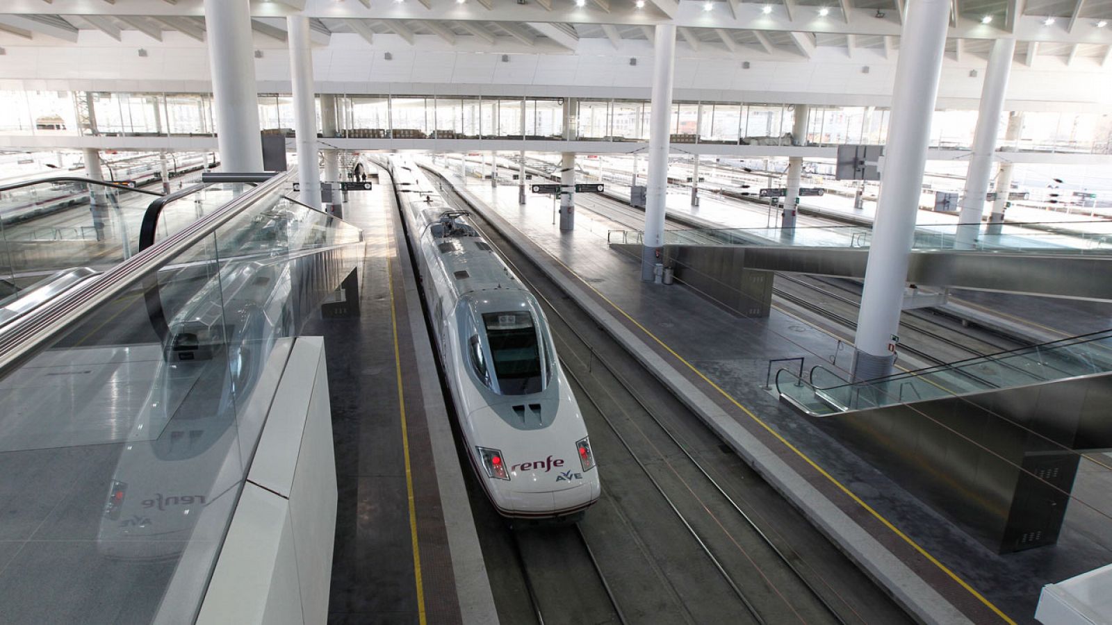 Trenes de Alta Velocidad en la estación de Madrid-Puerta de Atocha