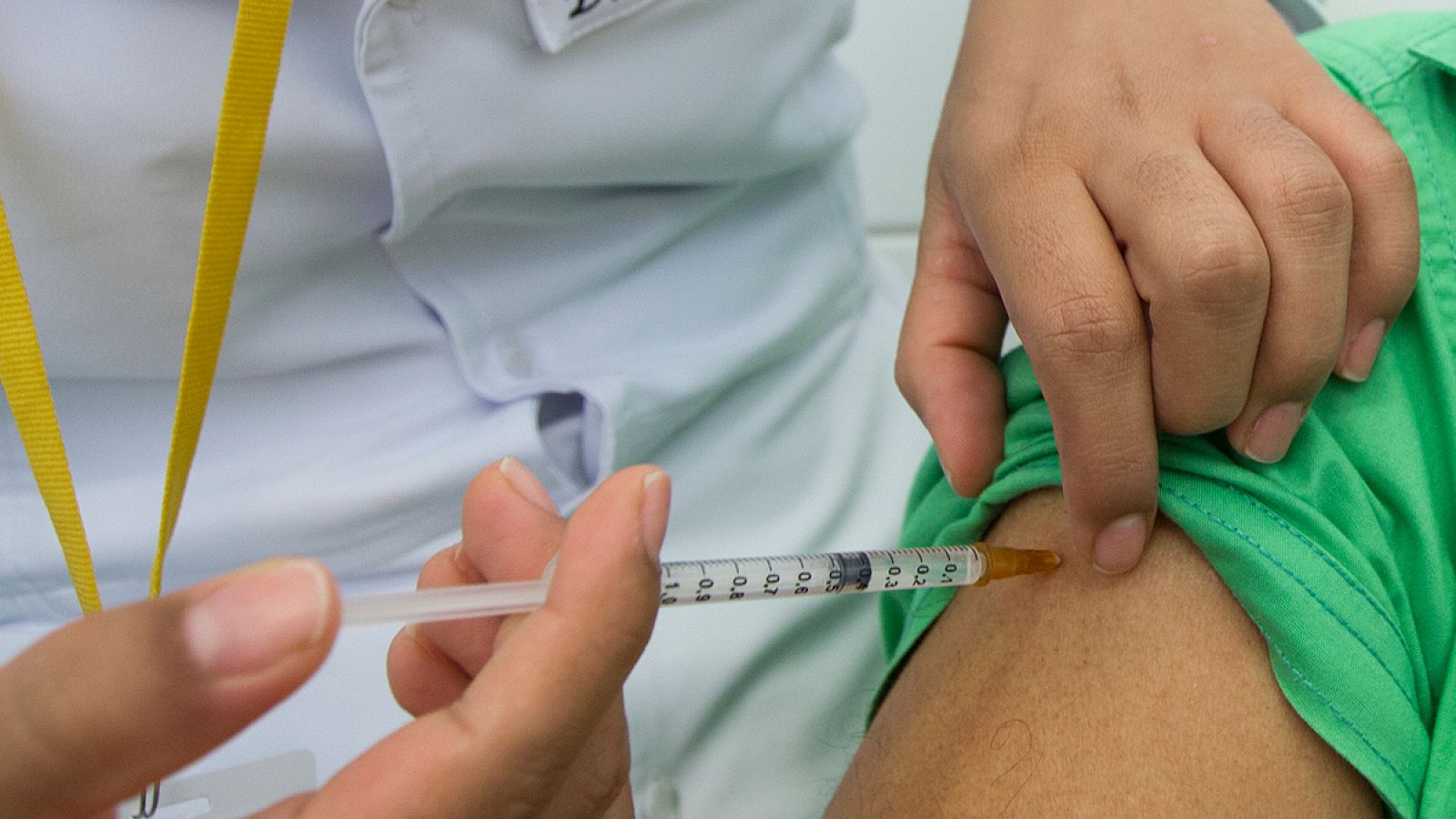 Investigadores de la Universidad de Berkeley quieren impulsar la desaparición de las agujas en los procesos de vacunación.