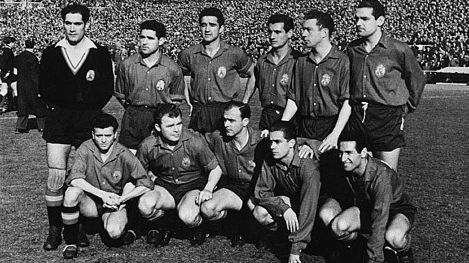 Suárez, Zarra, Di Stéfano y Kubala en una formación de la selección española de fútbol de los años 50.