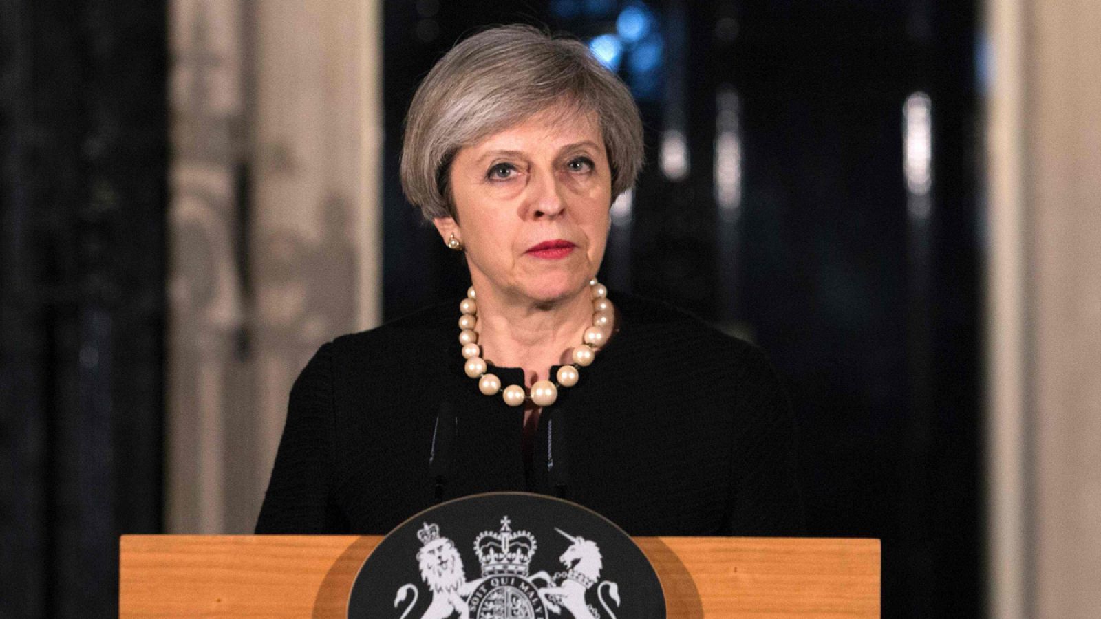 Theresa May, durante su comparecencia desde el número 10  de Downing Street.