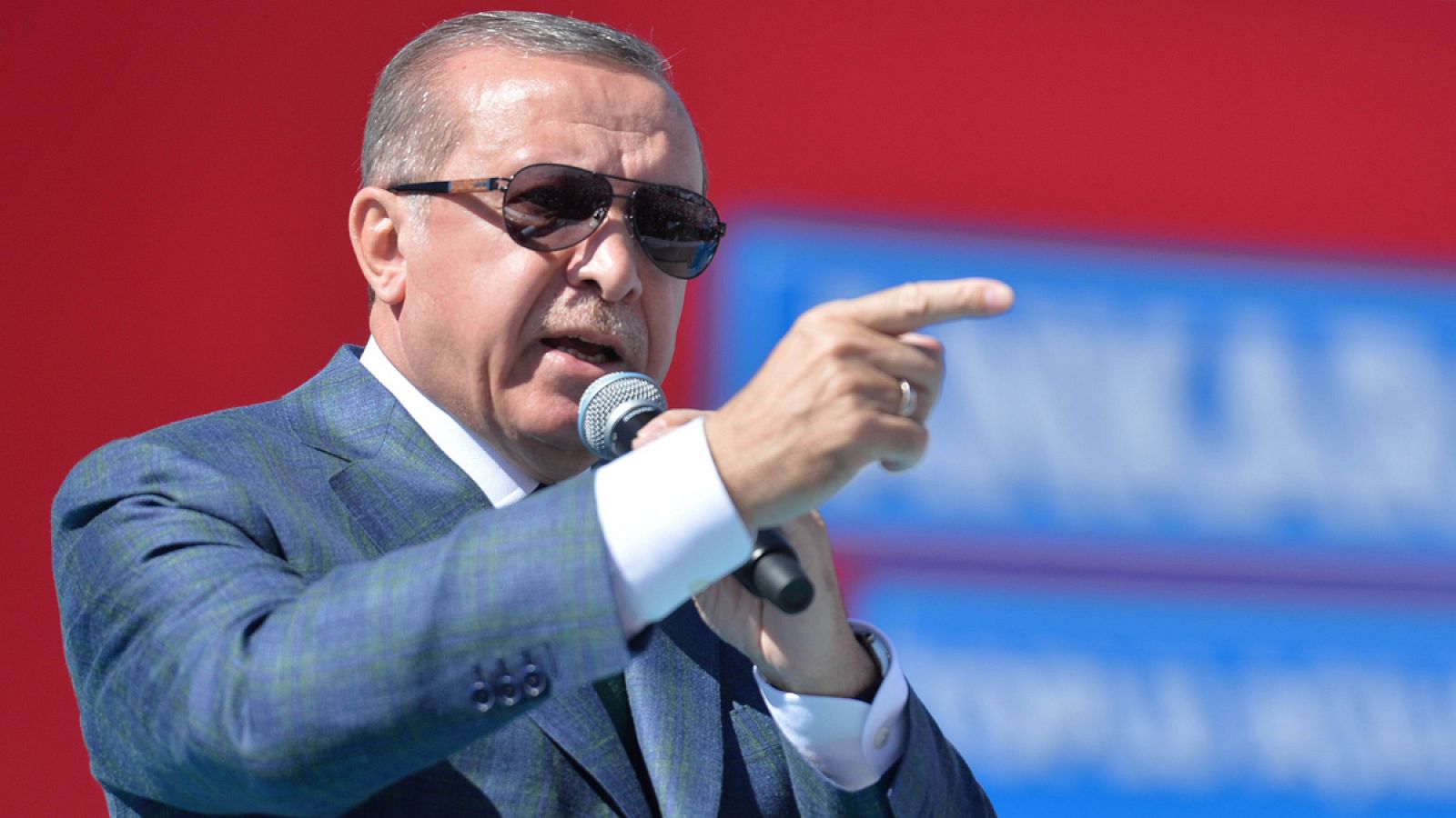 El presidente turco, Recep Tayyip Erdogan durante un mitin este domingo en Ankara.