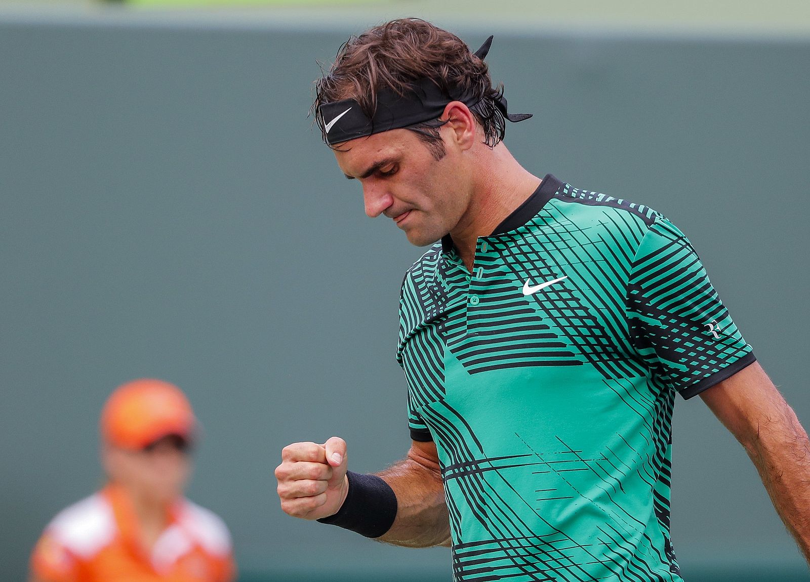 Roger Federer celebra su victoria en la final ante Rafa Nadal.