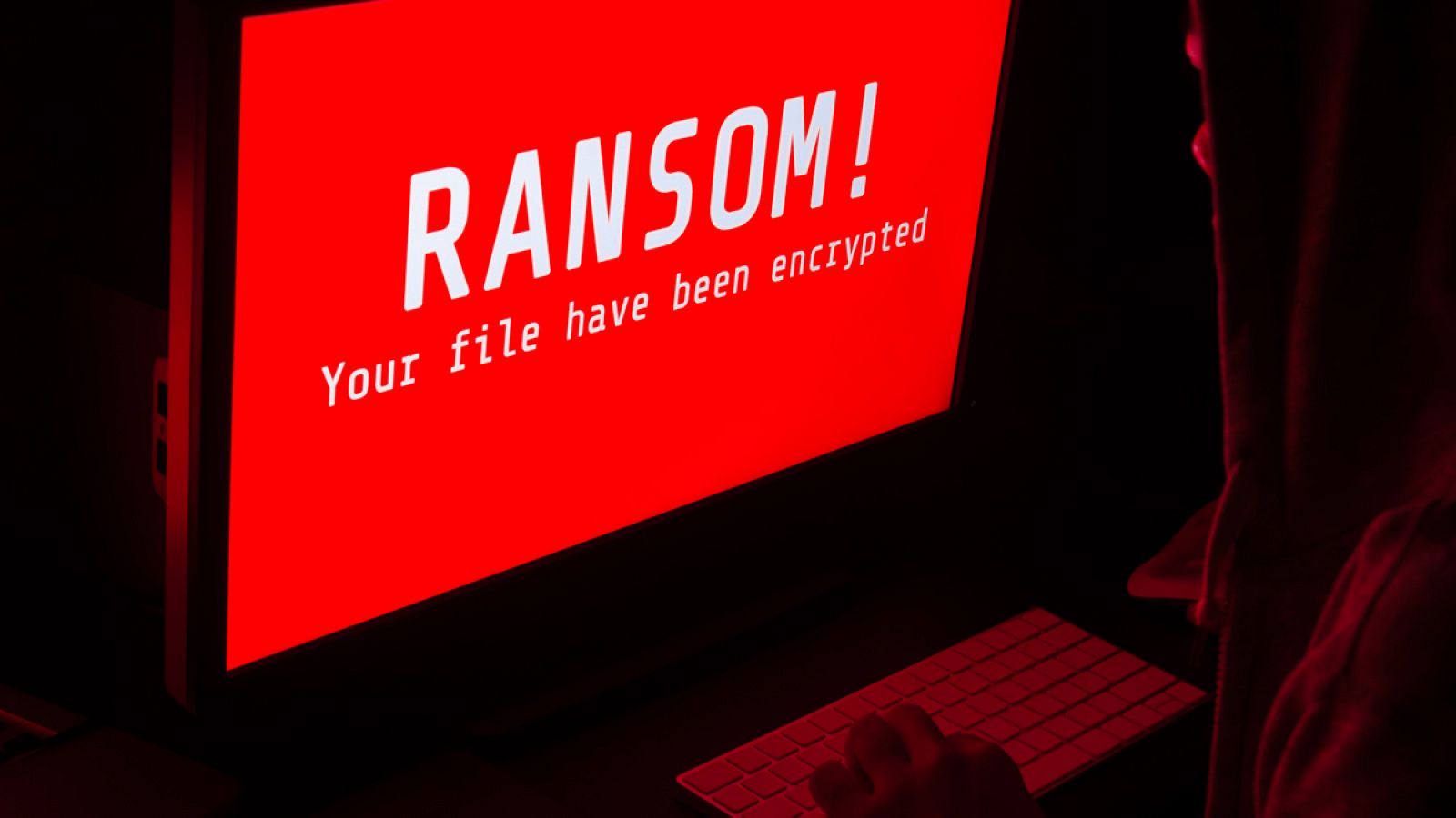 Un 'ransomware' es un virus informático que restringe el acceso a determinadas partes o archivos del sistema infectado, y pide un rescate a cambio de quitar esta restricción.