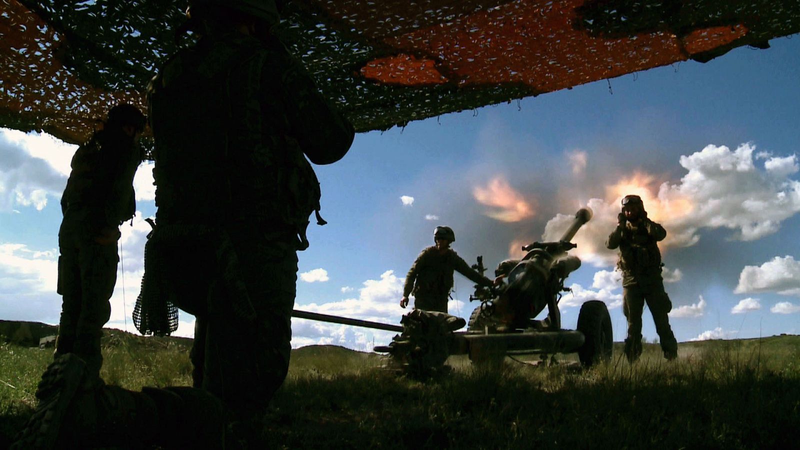 'El viaje de la brigada española' narra la participación de tropas nacionales en la fuerza de intervención rápida de la OTAN