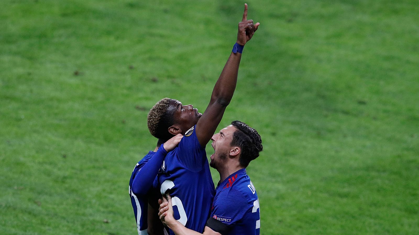 Pogba marca el primer gol en la Final de Europa League