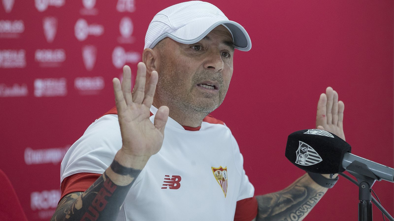 El Sevilla anuncia la desvinculación de Jorge Sampaoli como técnico