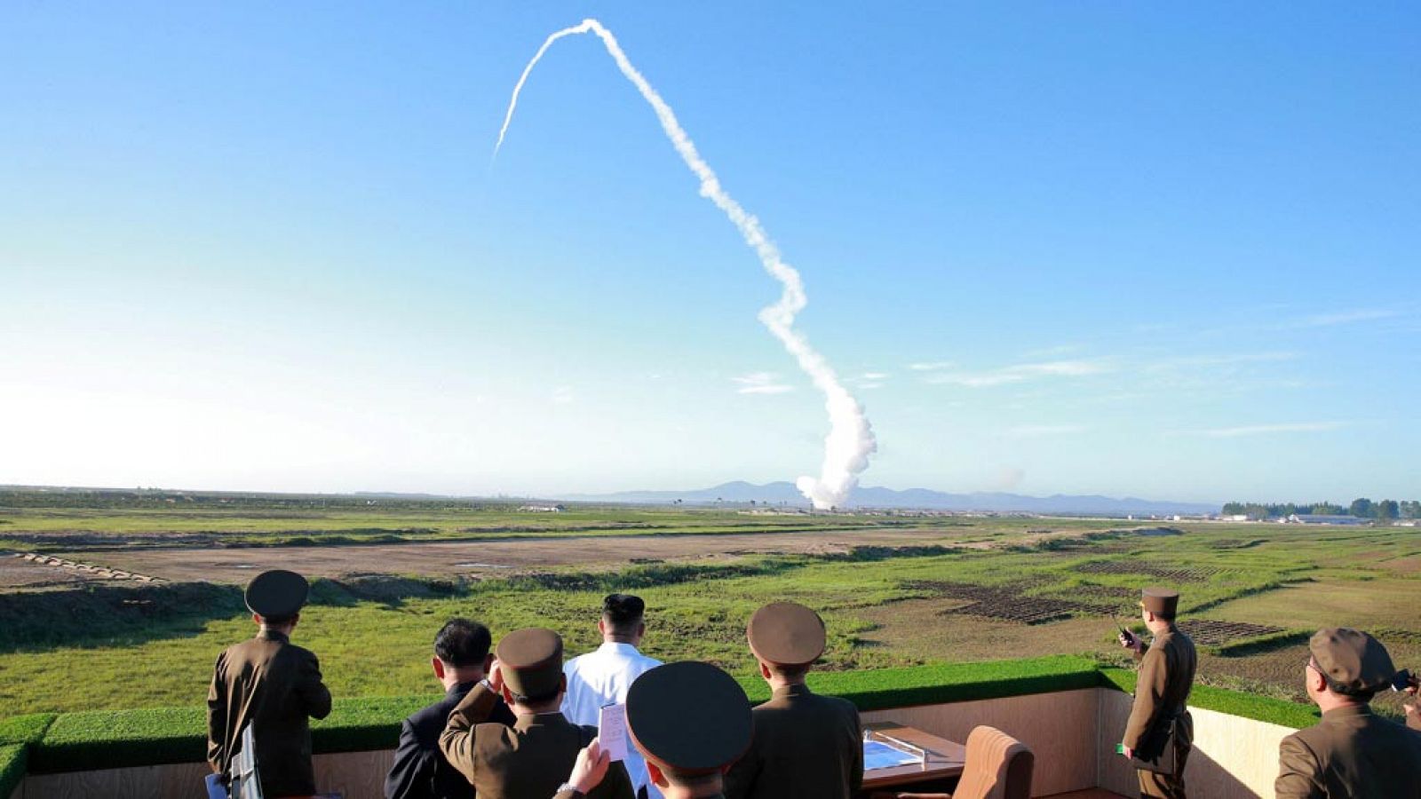 Imagen del lanzamiento de un misil por parte de Corea del Norte